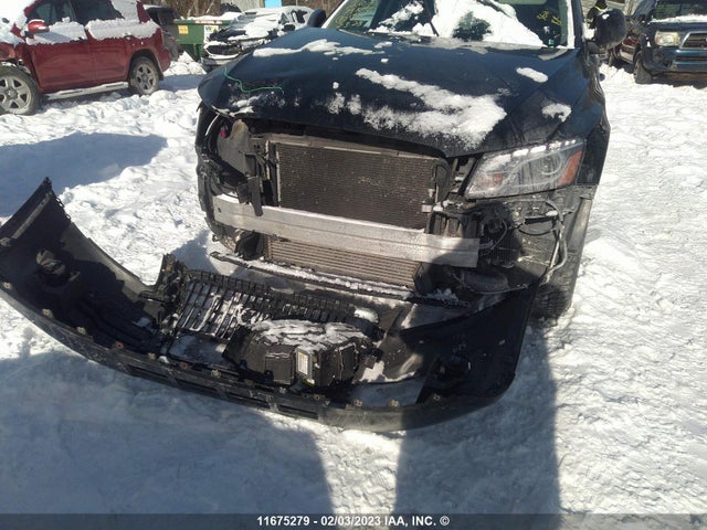 WA1LFCFP4CA104811 Audi Q5 Premium Plus