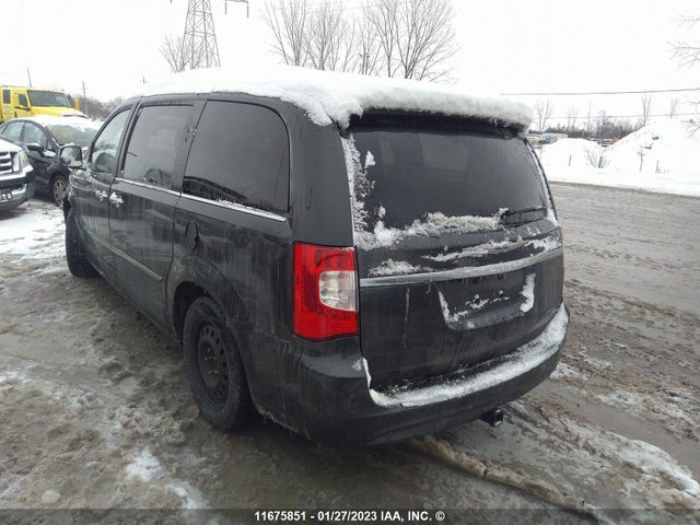 2C4RC1GG3CR317417 Chrysler Town & Country Limited