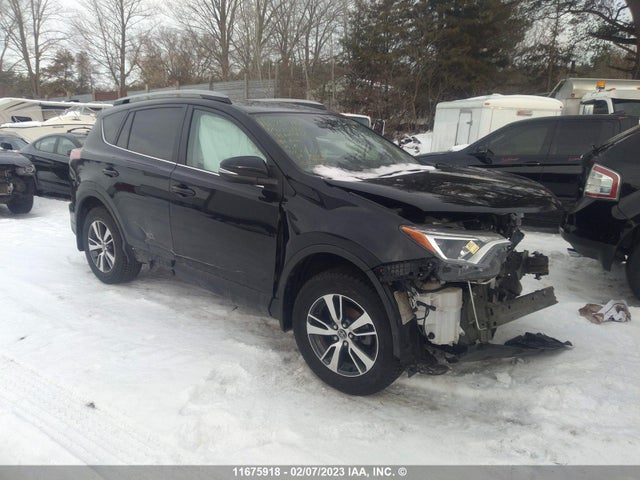 Toyota RAV4 LE 2018 2T3ZFREV5JW425130 главное изображение