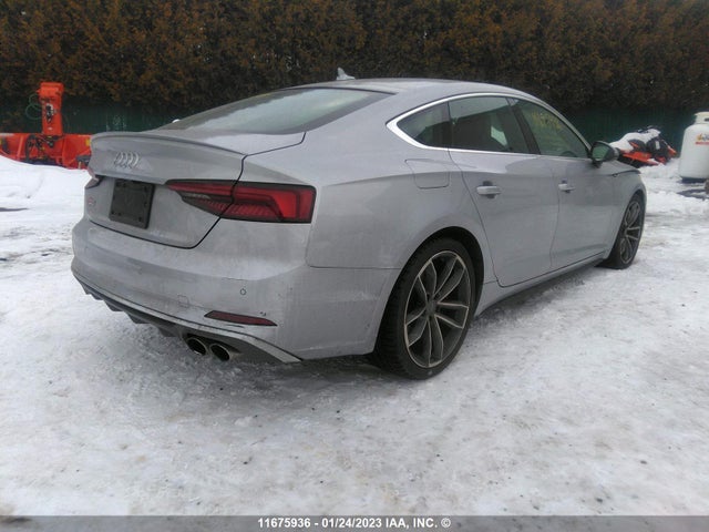WAUB4CF57JA130402 Audi S5 Premium Plus