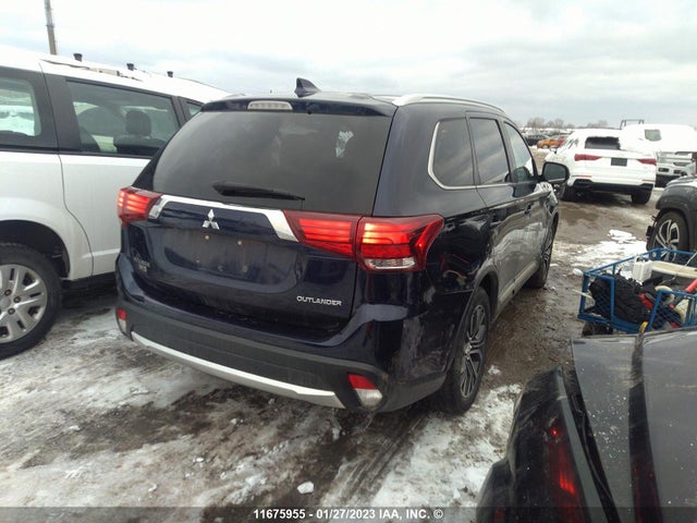 JA4AZ2A34HZ606160 Mitsubishi Outlander Es