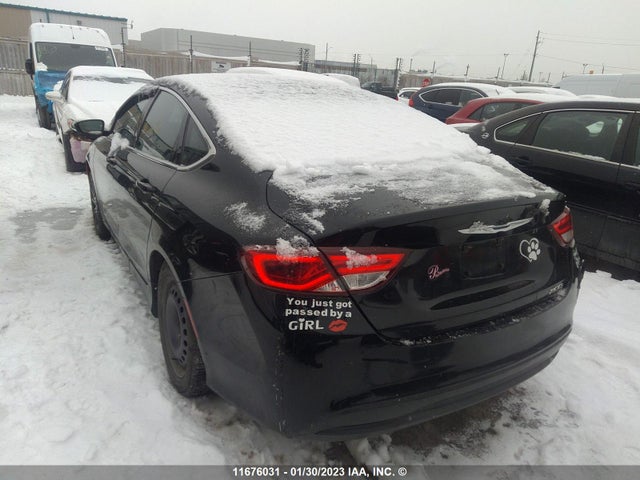1C3CCCFB4FN647581 Chrysler 200 LX