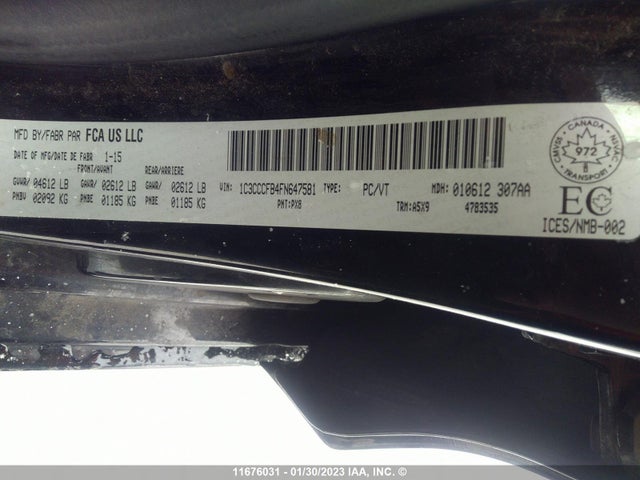 1C3CCCFB4FN647581 Chrysler 200 LX