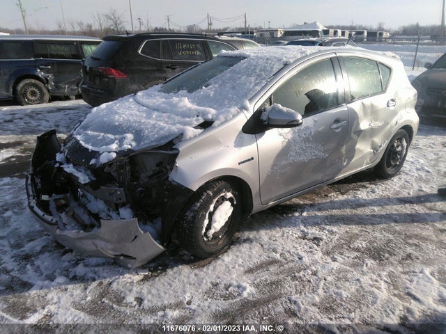 Toyota PRIUS C 2012 JTDKDTB37C1512987 Image 2