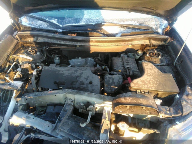JA4AZ2A37JZ610273 Mitsubishi Outlander Es