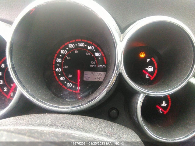 Toyota Matrix Xr 2006 2T1KR32E36C617447 Image 8