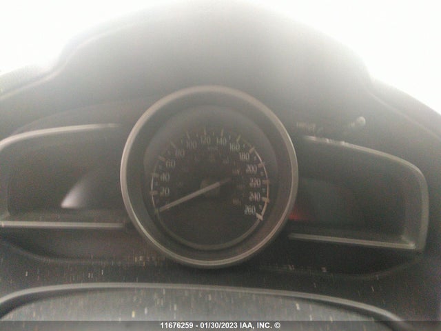 Mazda MAZDA3 2018 3MZBN1K73JM243498 Image 8