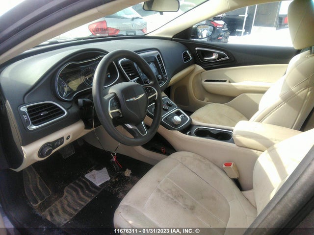1C3CCCFB5GN161556 Chrysler 200 LX
