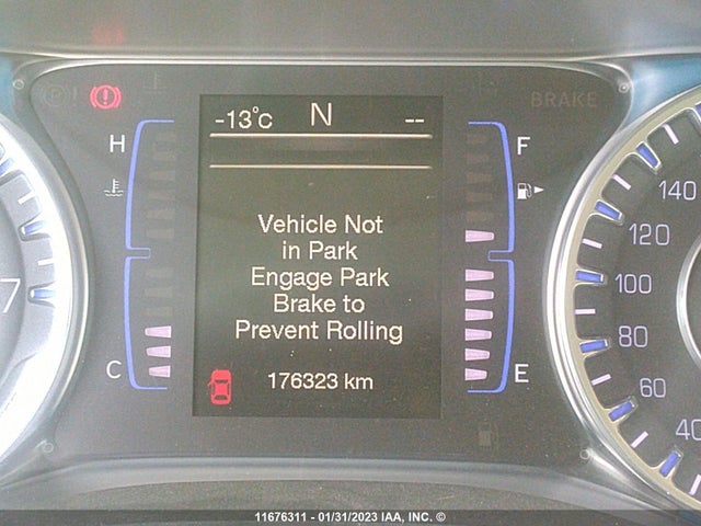 1C3CCCFB5GN161556 Chrysler 200 LX