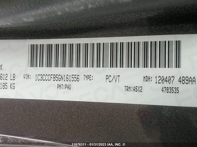 1C3CCCFB5GN161556 Chrysler 200 LX