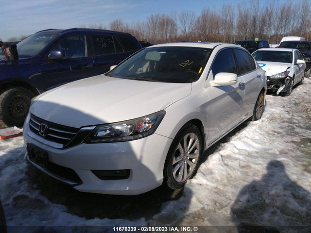 Honda Accord Touring 2014 1HGCR2F96EA808134 Image 2