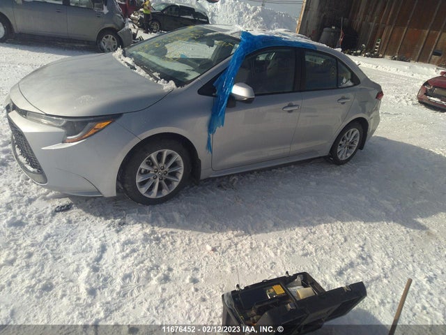 Toyota COROLLA LE 2022 5YFBPMBE4NP322982 Image 2