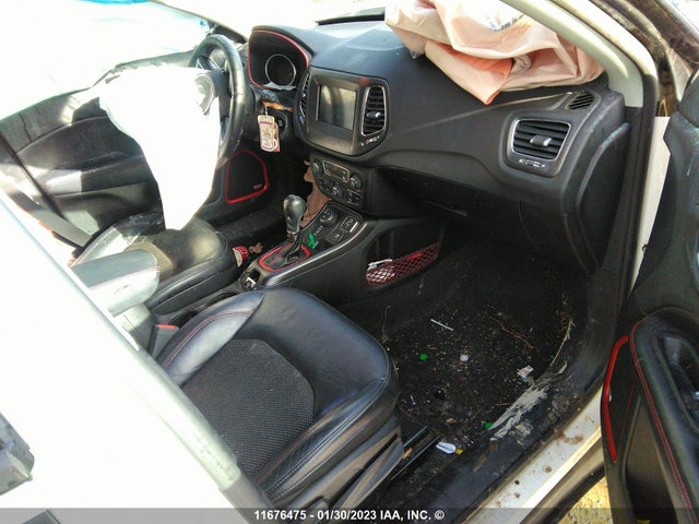 3C4NJDDB4JT128560 Jeep Compass Trailhawk
