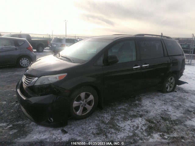 Toyota SIENNA 2014 5TDZK3DC1ES440997 Image 2