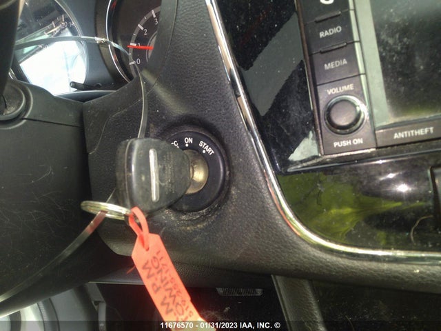 Chrysler 200 Limited 2014 1C3CCBCG2EN178080 Image 11