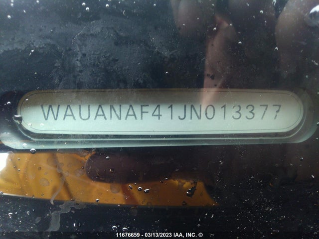 WAUANAF41JN013377 Audi A4 PREMIUM