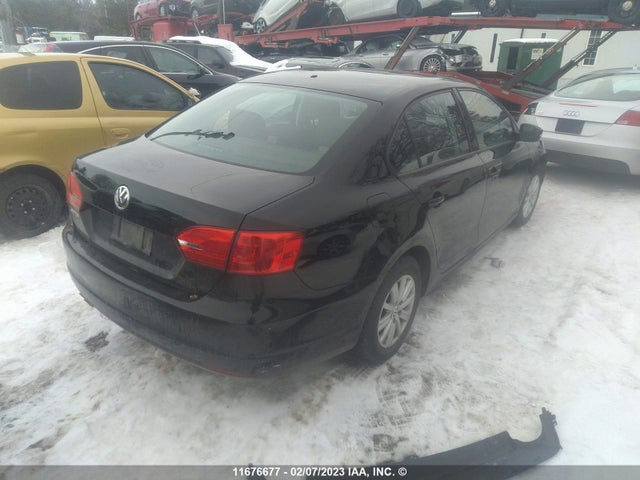 3VWDK7AJ3DM379748 Volkswagen Jetta