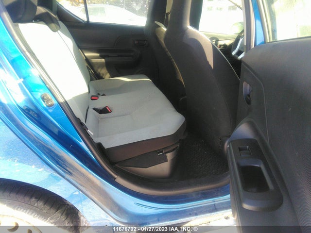 Toyota PRIUS C 2017 JTDKDTB33H1597320 Image 10