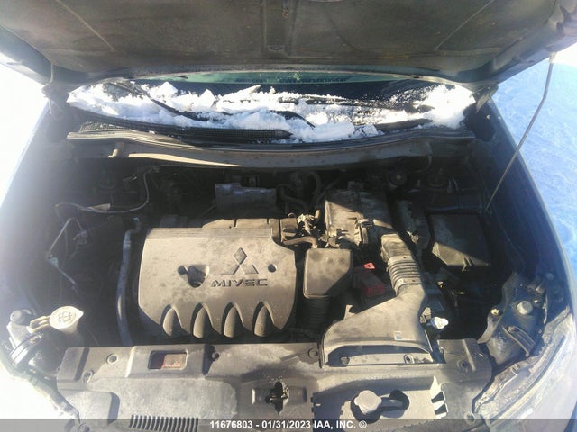 JA4AZ2A31EZ603017 Mitsubishi Outlander Es