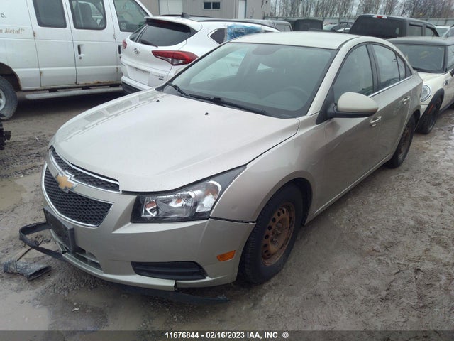 Chevrolet CRUZE LT 2014 1G1PC5SB6E7277941 Image 2