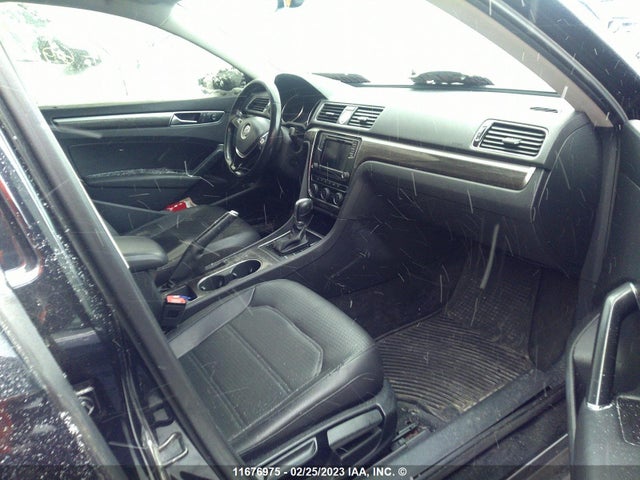 Volkswagen PASSAT SE 2017 1VWBT7A37HC004782 Image 6
