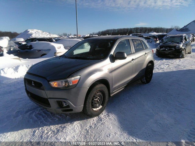 JA4AH3AU9CZ603376 Mitsubishi RVR SE