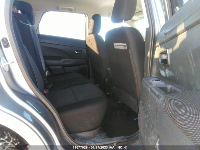 JA4AH3AU9CZ603376 Mitsubishi RVR SE