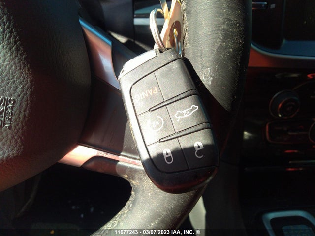 2C3CCARG5FH787045 Chrysler 300 Limited