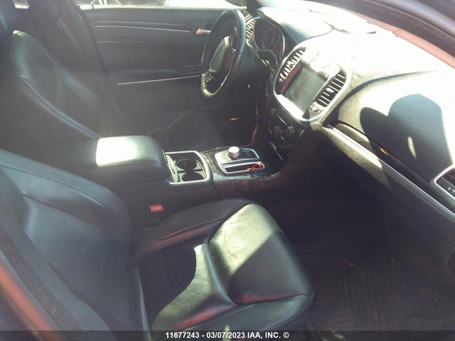 2C3CCARG5FH787045 Chrysler 300 Limited