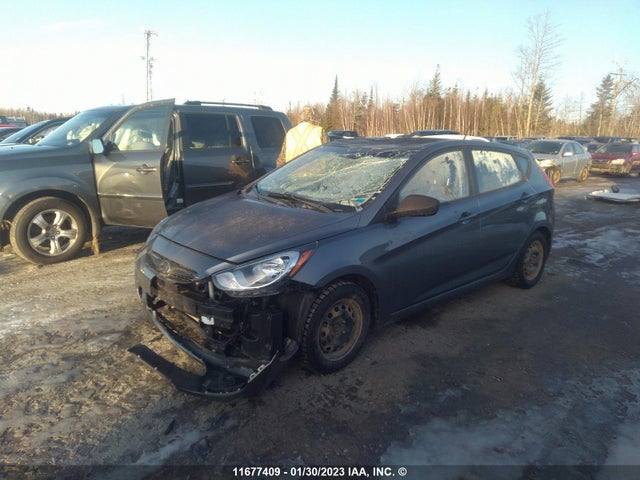 Hyundai Accent Gls/gs 2014 KMHCT5AE0EU166882 Image 2