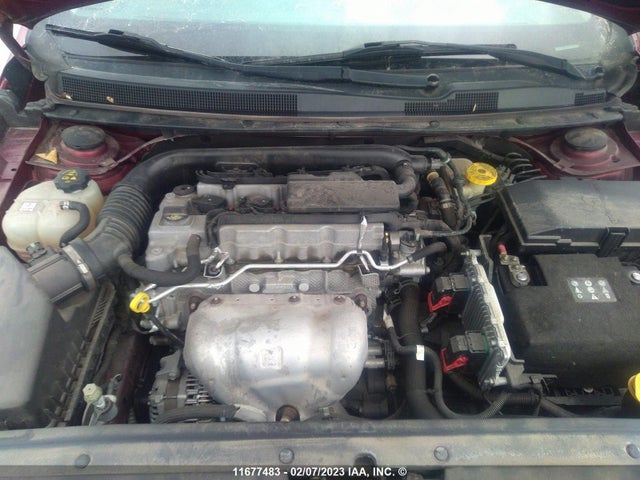 1C3CCCFB9FN735428 Chrysler 200 LX