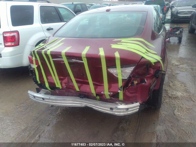 1C3CCCFB9FN735428 Chrysler 200 LX