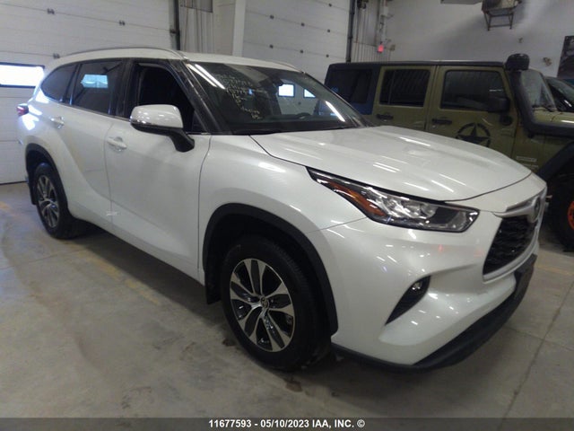 Toyota Highlander Xle 2022 5TDGZRBHXNS574931 Image 1