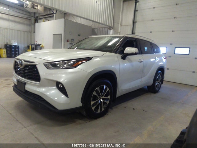 Toyota Highlander Xle 2022 5TDGZRBHXNS574931 Image 2
