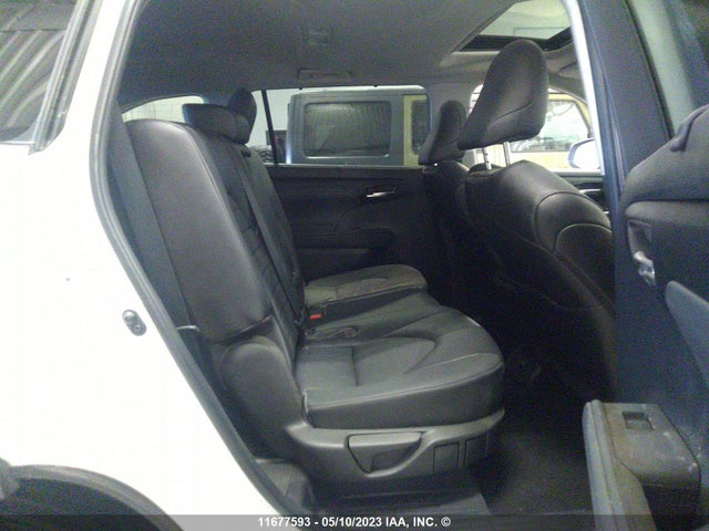 Toyota Highlander Xle 2022 5TDGZRBHXNS574931 Image 9