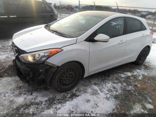 Hyundai ELANTRA GT 2013 KMHD35LE9DU091292 Image 2