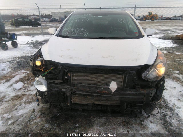 Hyundai ELANTRA GT 2013 KMHD35LE9DU091292 Image 8