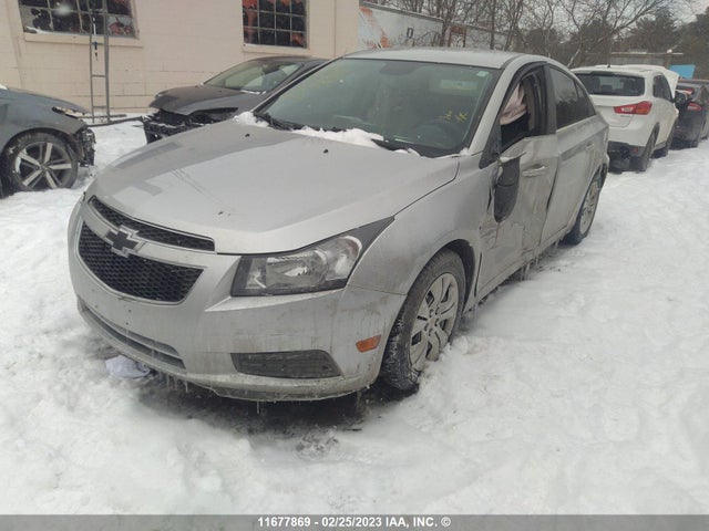Chevrolet Cruze 2014 1G1PL5SH0E7389560 Image 2