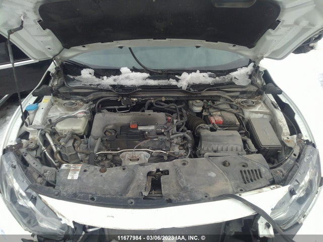 Honda Civic 2018 2HGFC2F67JH014226 Image 10