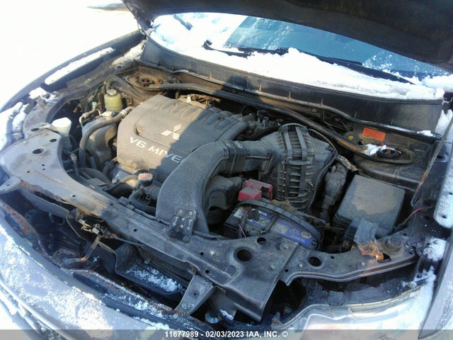 JA4JT5AX5BU609384 Mitsubishi OUTLANDER GT