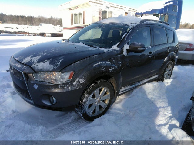 JA4JT5AX5BU609384 Mitsubishi OUTLANDER GT