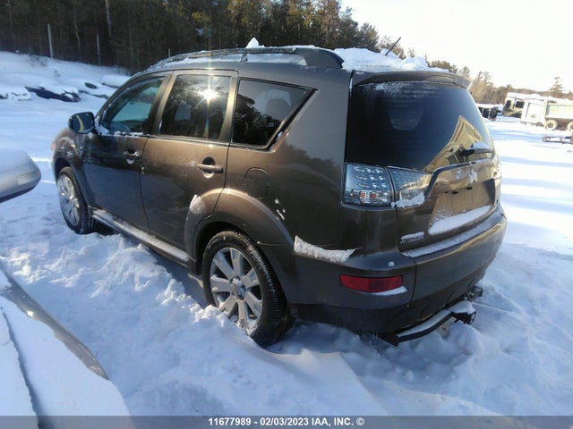 JA4JT5AX5BU609384 Mitsubishi OUTLANDER GT