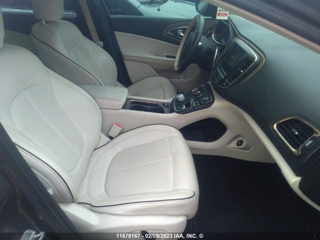 Chrysler 200 C 2015 1C3CCCEG4FN618238 Image 5