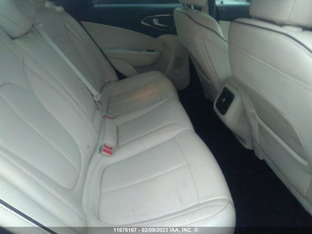 Chrysler 200 C 2015 1C3CCCEG4FN618238 Image 8