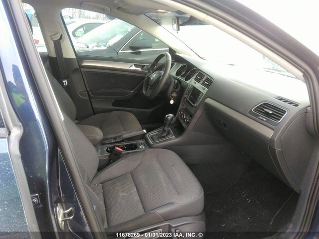 3VW217AU0HM031495 Volkswagen Golf S/wolfsburg/se/sel