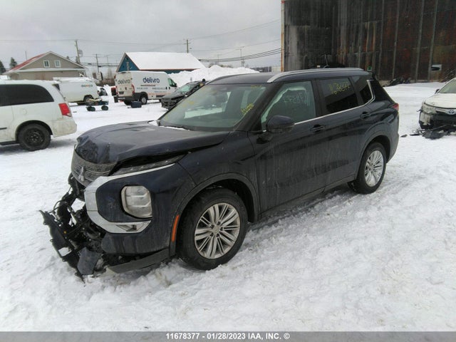 JA4J4UA84NZ612123 Mitsubishi Outlander Se/black Edition