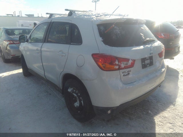 4A4AH3AU7EE603448 Mitsubishi RVR SE