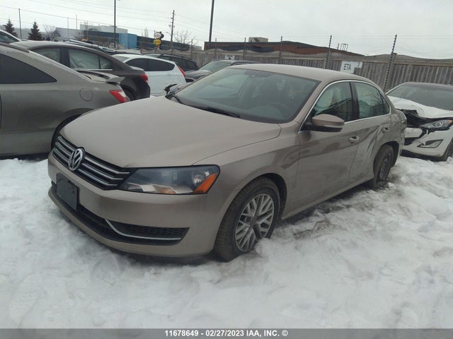 1VWAS7A3XFC021068 Volkswagen PASSAT S