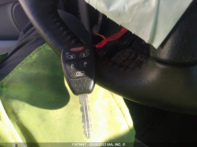 Dodge Grand Caravan Sxt 2004 2D4GP44L94R612198 Image 3