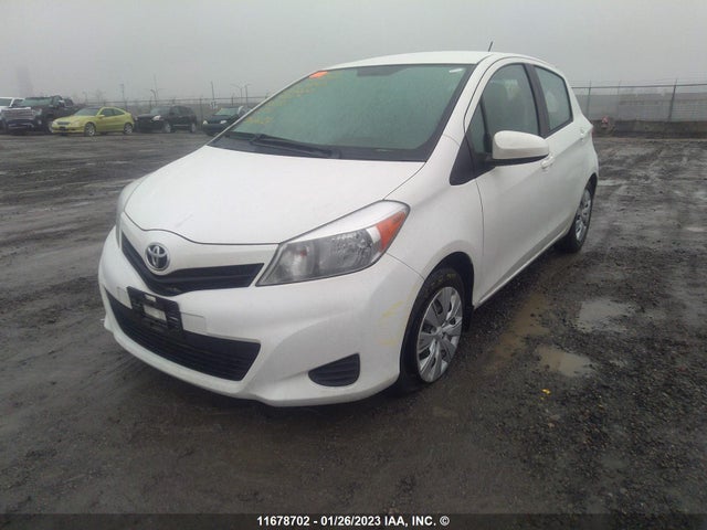 Toyota Yaris 2014 VNKKTUD34EA012642 Image 2